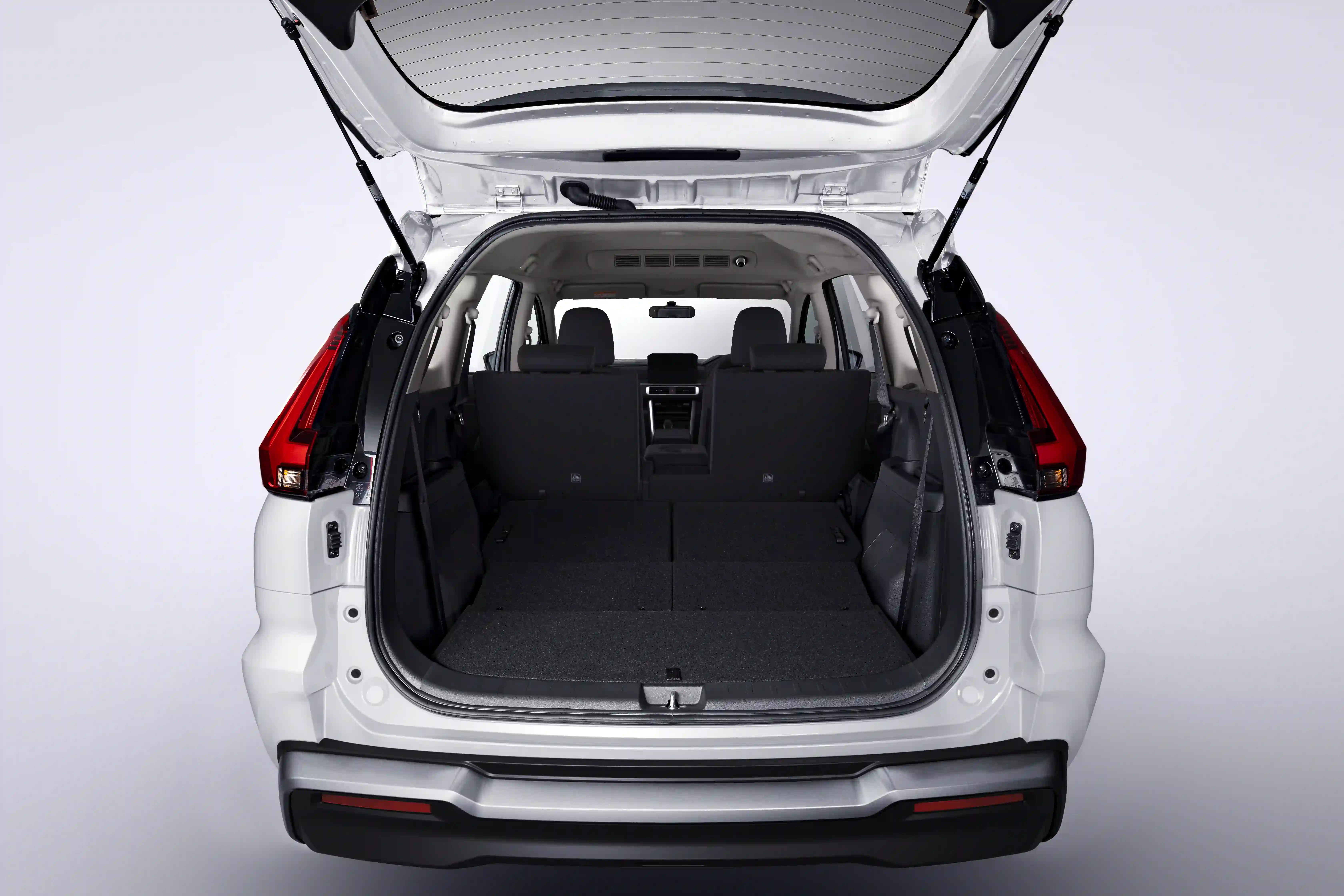 Denza Rear